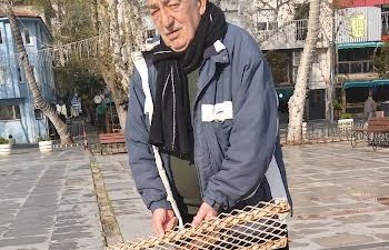Cumhuriyet Meydanı hergeçen gün, bir taraftan tamir edilirken diğer taraftan