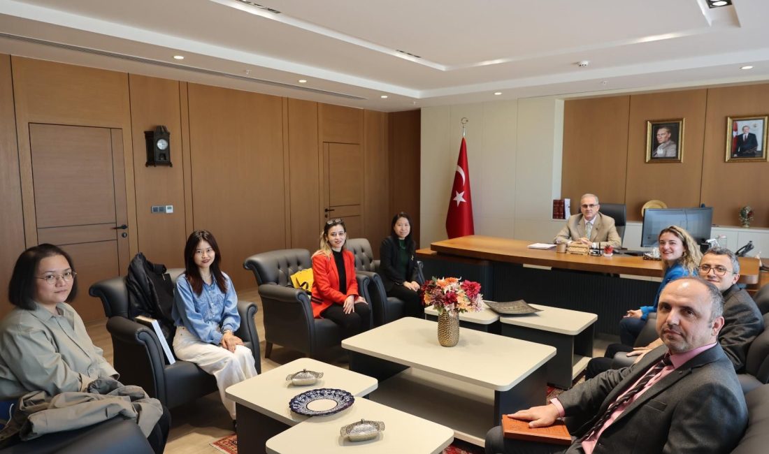 Konfüçyüs Heyeti, BANÜ’de çalışmaları görüştü Bandırma Onyedi Eylül Üniversitesi’nde gerçekleşen ziyaretle, iki üniversite arasında olası