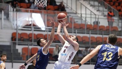 Türkiye Basketbol Ligi’nde sezonu 2. sırada bitiren Parmos Otel Bandırma