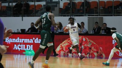Türkiye Sigorta Türkiye Basketbol Ligi’nin 33. haftasında Bandırma Bordo Basketbol,