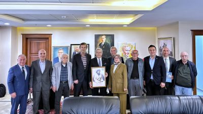 Bandırma Belediye Başkanı Dursun Mirza, Bursa Dağıstan Derneği yöneticileri ile