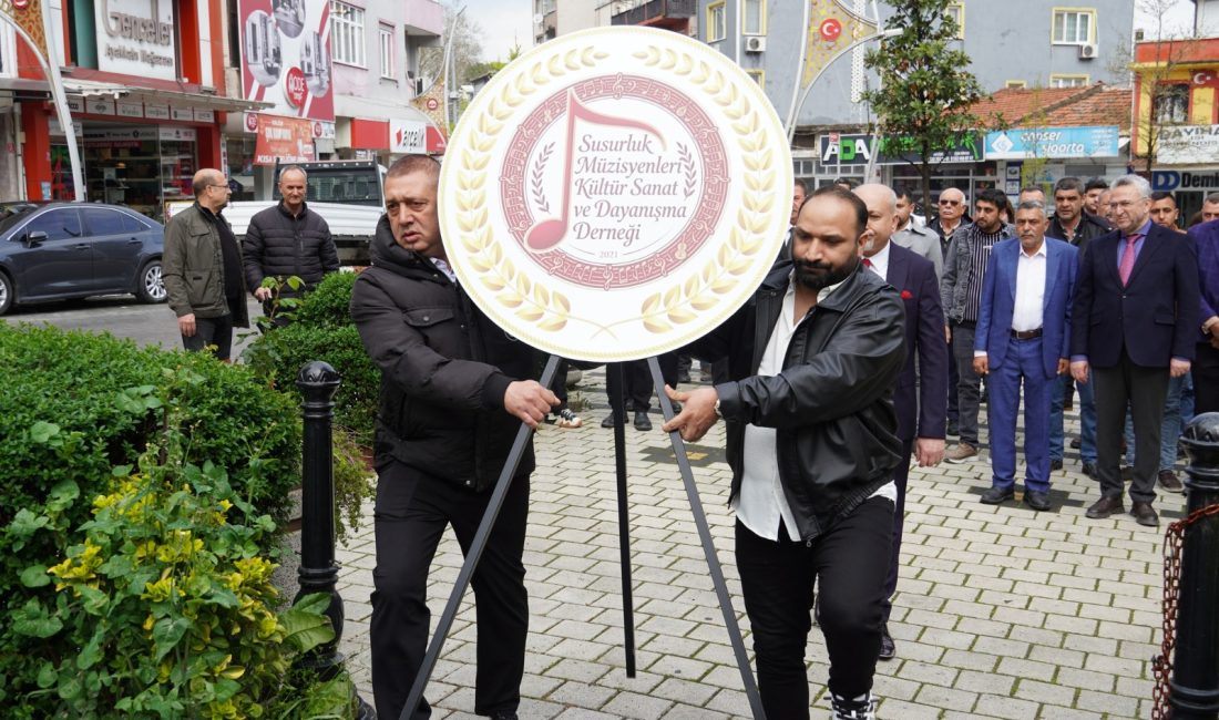 Susurluk’ta Dünya Romanlar Günü törenle kutlandı 8 Nisan Dünya Romanlar Günü kapsamında Susurluk’ta Atatürk Meydanı’nda düzenlenen