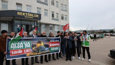 BANÜ’de gerçekleştirilen basın açıklamasında, Gazze’de yaşanan insanlık dramına dikkat çekilerek