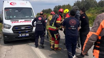 Erdek-Bandırma karayolu Tatlısu mevkiinde meydana gelen tek taraflı trafik kazasında