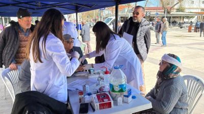 Balıkesir Üniversitesi Tıp Fakültesi öğrencileri ve “Genç Yeryüzü Doktorları” topluluğu,