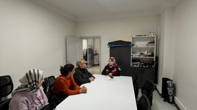 Bandırma’da Aile ve Destek Merkezi kursiyerlerine yönelik düzenlenen eğitimde, tütün