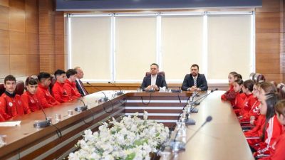 Modern pentatlon sporcuları, Ankara’da yapılan programda Gençlik ve Spor Bakanlığı