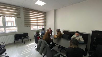Bandırma’da düzenlenen eğitim programında, çocuklarda teknoloji kullanımına yönelik farkındalık oluşturulması