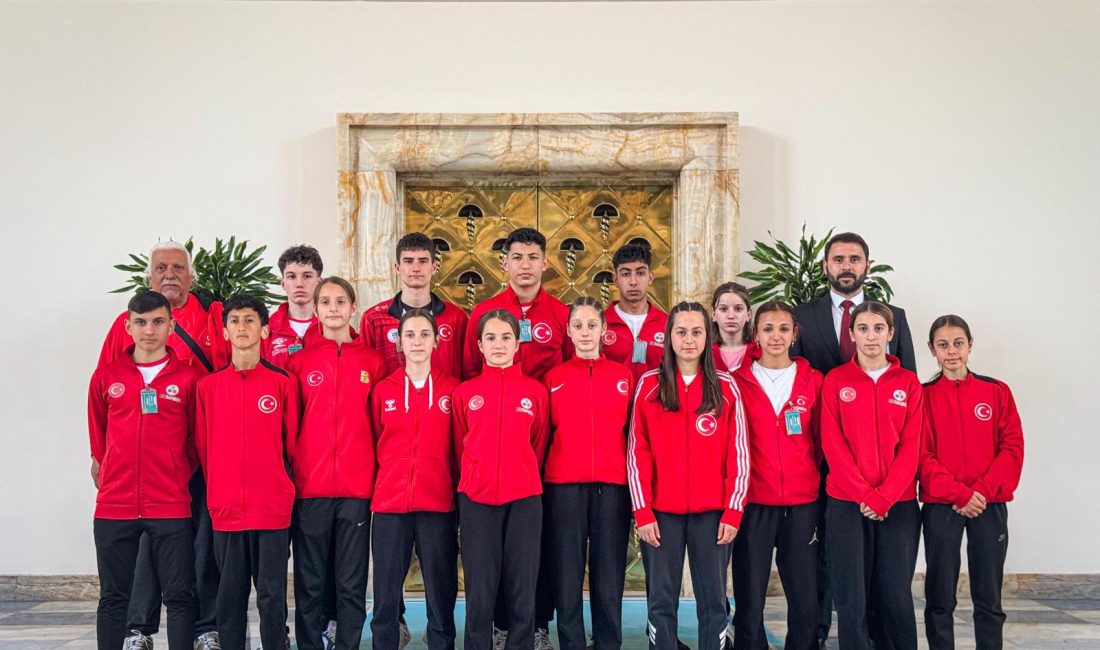Bandırmalı modern pentatlon sporcuları, Milletvekili Ali Taylan Öztaylan ile Gazi