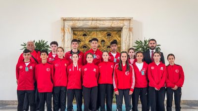 Bandırmalı modern pentatlon sporcuları, Milletvekili Ali Taylan Öztaylan ile Gazi