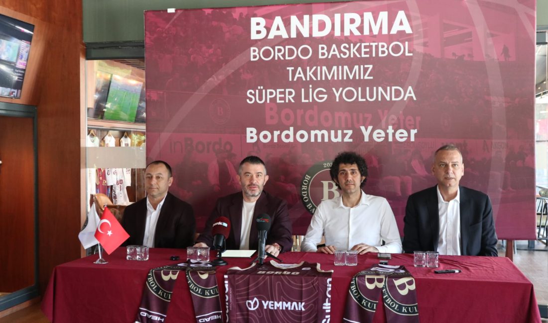 Bordo Basketbol’dan Net Mesaj: “Bandırma ile yükseleceğiz” Bandırma Bordo Basketbol’da yönetim ve teknik kadro, play-off süreci öncesi