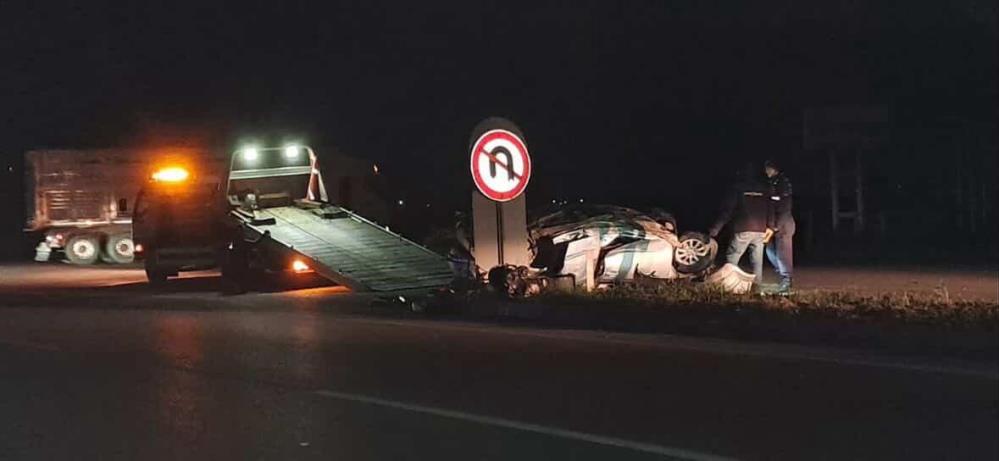 Bandırma’da takla atan araçta 2 kişi yaralandı Bandırma-Çanakkale karayolunda meydana gelen trafik kazasında 2 kişi yaralandı. Edinilen