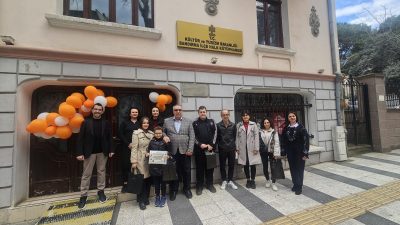 62’nci Kütüphane Haftası kapsamında Bandırma’da, kütüphaneyi düzenli kullanan ve en
