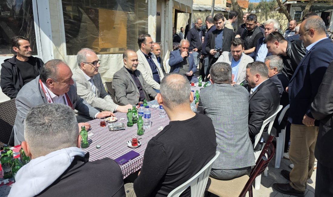 Bandırma Aksakal Mahallesi’nde Mevlid-i Şerif programı Bandırma’da düzenlenen Mevlid-i Şerif programında Kaymakam Engin Aksakal, Milletvekili Ali