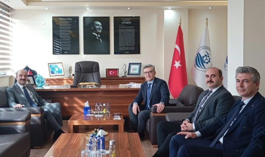 BTO ve GMKA’dan iş birliği vurgusu GMKA heyeti, Bandırma Ticaret Odası’nı ziyaret ederek bölgesel kalkınma ve