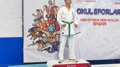 Okul Sporları kapsamında düzenlenen Wushu Budokaido Genç Erkekler B kategorisinde