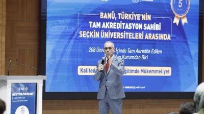 Bandırma Onyedi Eylül Üniversitesi’nde düzenlenen “Rektör-Öğrenci Buluşmaları” kapsamında Rektör Prof.