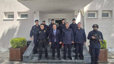 Susurluk Kaymakamı Turgut Gülen, Göbel Jandarma Komutanlığı’nı ziyaret ederek asayiş