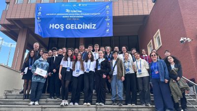 TÜBİTAK 2204-B Bursa Bölge Sergisi finallerinde 9 derece elde eden