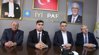 İYİ Parti Balıkesir Milletvekili Burak Dalgın, Bandırma’daki ziyaretinde hem siyasi
