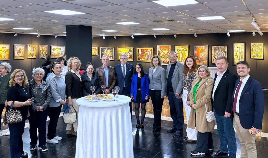 Bandırma’da “Düşlerin Yolculuğu” Sergisi sanatseverlerle buluştu Bandırma Belediyesi’nin kültür ve sanat etkinlikleri kapsamında düzenlenen “Düşlerin Yolculuğu”