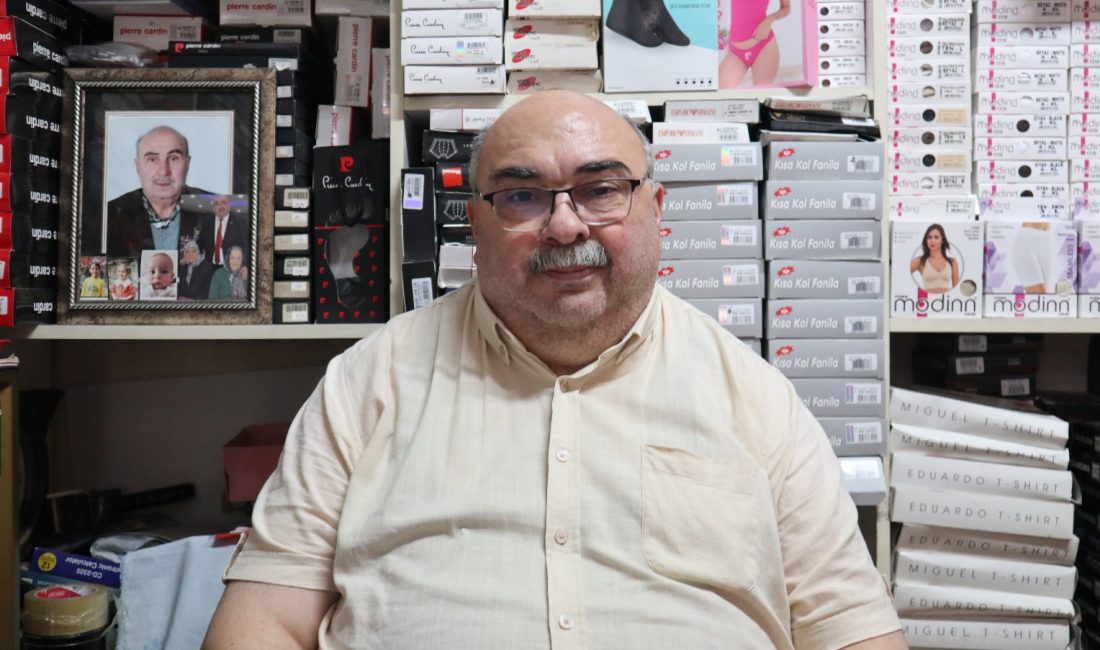 Gemici: “Eski bayramları arar olduk” Bandırma Manifatura, Tuhafiye ve Kırtasiyeciler Odası Başkanı Adnan Gemici, bayram