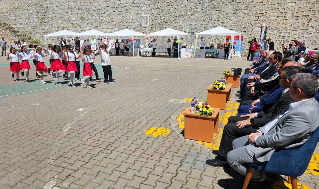Bandırma Şehit Pilot Üsteğmen Cemil Kaya İlkokul ve Ortaokulu’nda düzenlenen