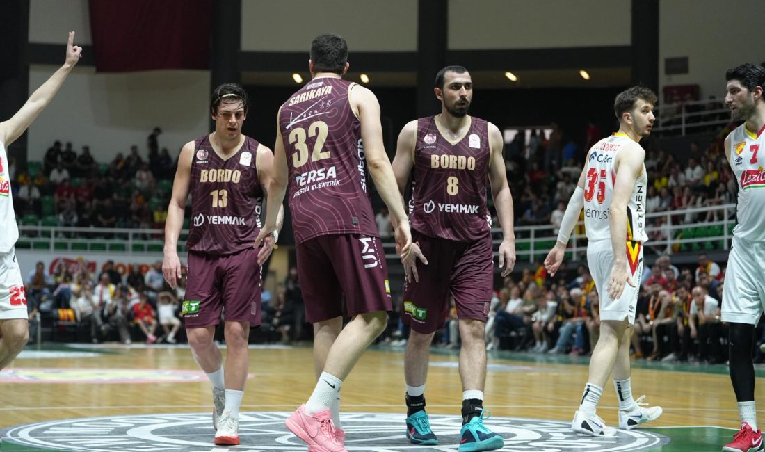 Bordo Basketbol deplasmanda kıl payı kaybetti Türkiye Basketbol Ligi Play-Off yarı final serisinin ikinci maçında Parmos