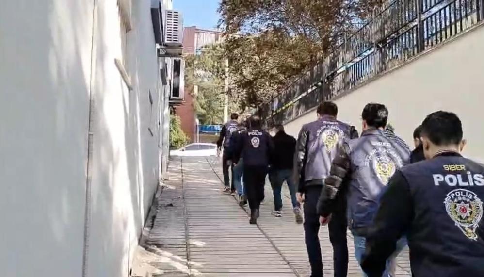 Balıkesir’de 7,3 milyonluk vurgunda 6 tutuklama Balıkesir İl Emniyet Müdürlüğü Siber Suçlarla Mücadele Şube Müdürlüğü ekipleri