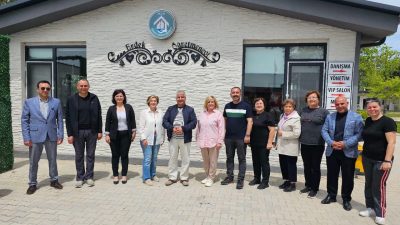 Balıkesir İl Millî Eğitim Müdürü Selehattin Kal, Erdek Öğretmenevi’nde yürütülen