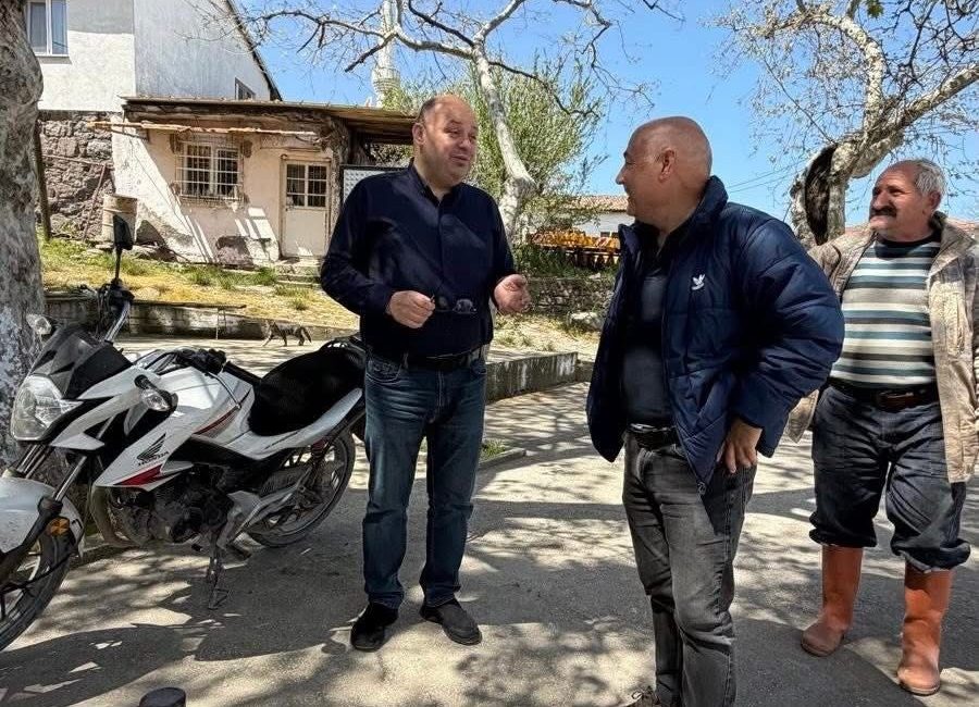 Gönen’de parke taş çalışmalarına yakın takip Gönen Belediye Başkanı İbrahim Palaz, Kınalar Mahallesi’nde başlayacak parke taş