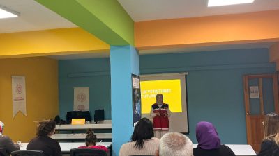 Bigadiç ve Bandırma Sosyal Hizmet Merkezlerinin ortaklaşa düzenlediği eğitim programında,
