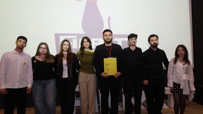Bandırma Onyedi Eylül Üniversitesi’nde düzenlenen reklamcılık zirvesinde sektörün önde gelen