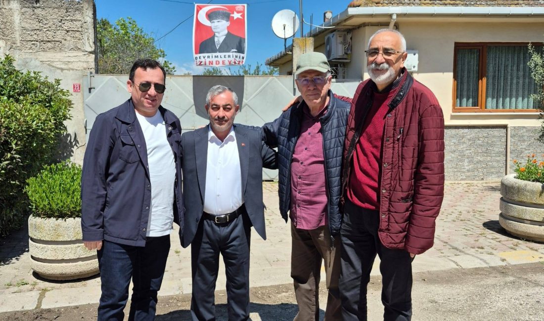 Duru esnafla buluştu Manyas Belediye Başkanı Ahmet Duru, Kızıksa Mahallesi’nde esnafla bir araya