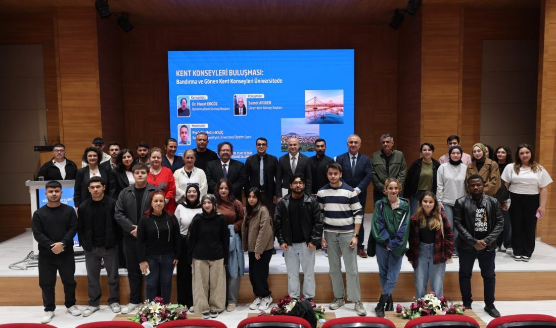 Yerel yönetimler ve üniversite iş birliği BANÜ’de ele alındı Bandırma Onyedi Eylül Üniversitesi’nde düzenlenen etkinlikte, kent konseylerinin yerel yönetimlerdeki