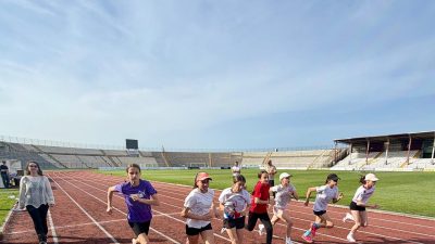 19 Mayıs etkinlikleri kapsamında gerçekleştirilen Modern Pentatlon Biathle yarışlarında sporcular