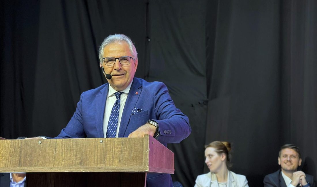 Bandırma Belediyesi’nin sürekli Cimer’e şikayet edildiğini söyleyen Dursun Mirza, şikayet