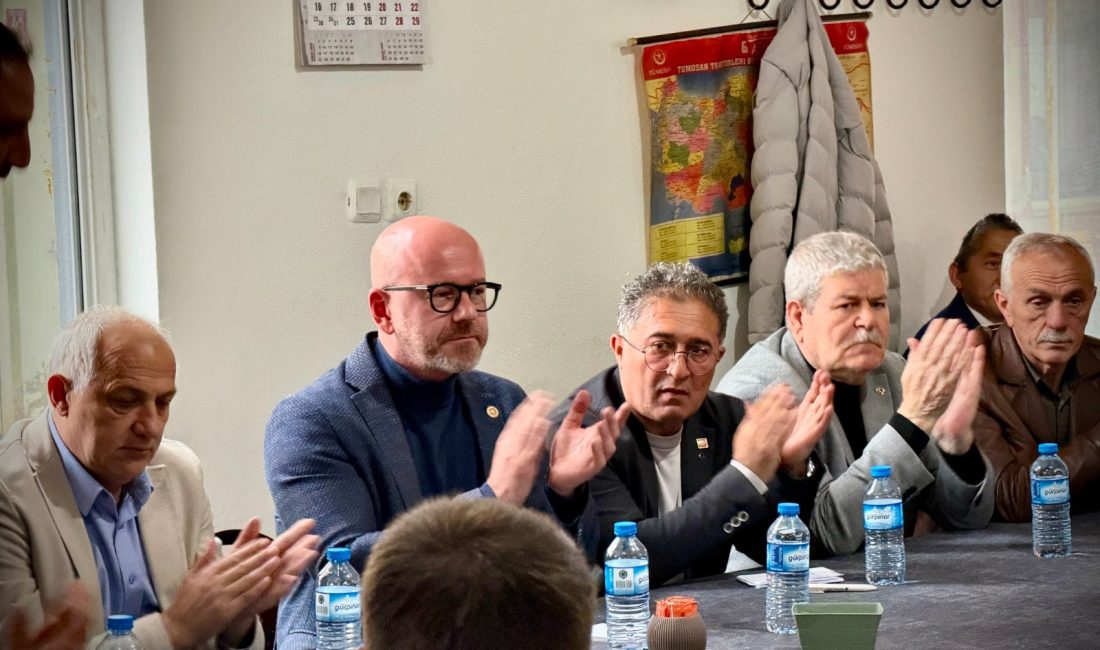 CHP’den Sahil Yenice’de doğa için birlik mesajı Bandırma Sahil Yenice Mahallesi’nde mera alanlarının özel endüstri bölgesi ilan