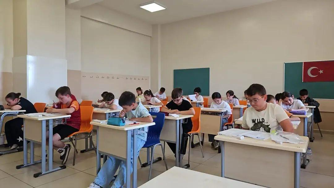 Ali Öztaylan Anadolu İmam Hatip Lisesi’nde gerçekleştirilen 5. Sınıf Kayıt
