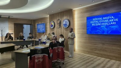 Bandırma Sosyal Hizmet Merkezi Müdürlüğü’nün katkılarıyla düzenlenen etkinliklerde vatandaşlara teknoloji
