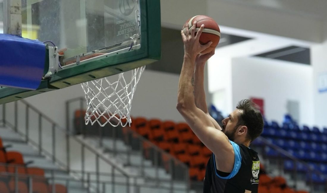 Bandırma’da yarı final mücadelesine hazır Bandırma Bordo Basketbol, Türkiye Basketbol Ligi play-off yarı final karşılaşmasında