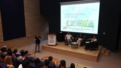 Bandırma Onyedi Eylül Üniversitesi’nde düzenlenen etkinlikte, sürdürülebilirlik odaklı işletme yönetimi,