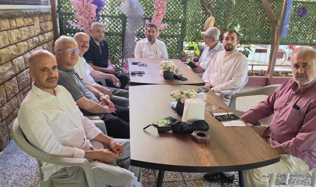 Bandırma İlçe Müftüsü Dr. Abdulhamid Pehlivan, Edincik Mahallesi’nde Cuma namazına