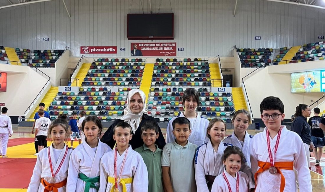 Gönenli judocular il şampiyonasında birincilik ve ikincilik dereceleri elde ederek