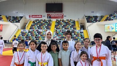 Gönenli judocular il şampiyonasında birincilik ve ikincilik dereceleri elde ederek