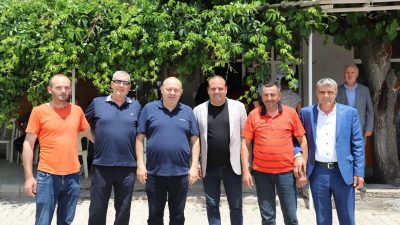 Gönen Belediye Başkanı İbrahim Palaz, Kocapınar Mahallesi’nde gerçekleştirilen geleneksel mahalle