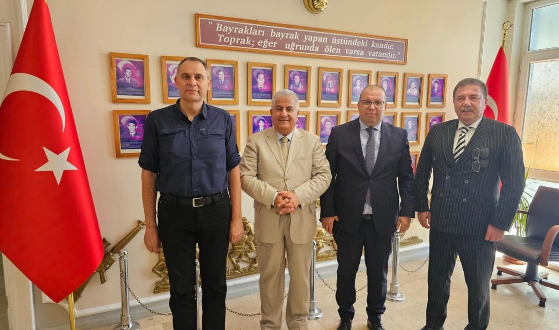 Susurluk’ta Eğitim Alanındaki Çalışmalar Görüşüldü Balıkesir İl Milli Eğitim Müdürü Selahattin Kal, beraberindeki İl Milli
