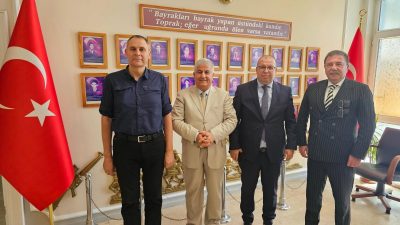 Balıkesir İl Milli Eğitim Müdürü Selahattin Kal, beraberindeki İl Milli