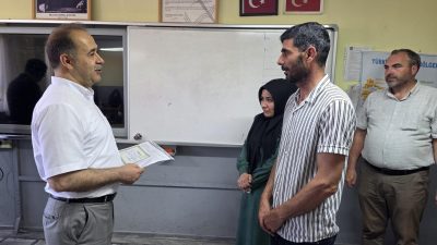 Bandırma’da düzenlenen karne töreninde, boğularak yaşamını yitiren 8’inci sınıf öğrencisi