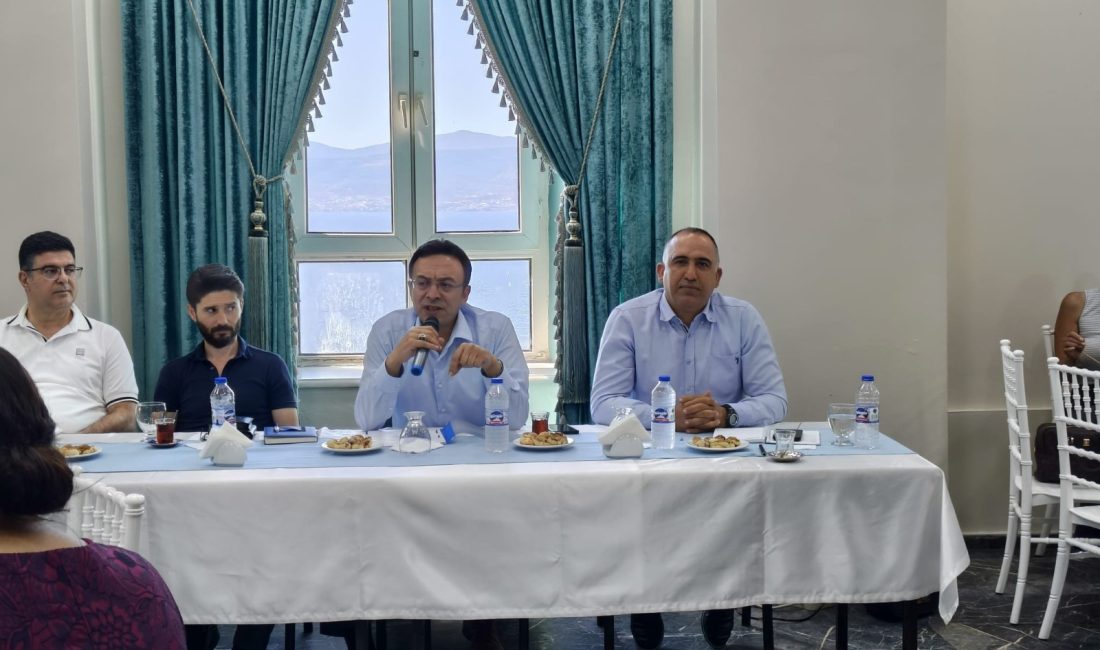 Bandırma İlçe Milli Eğitim Müdürü Mutlu Aslan’ın başkanlığında düzenlenen sene